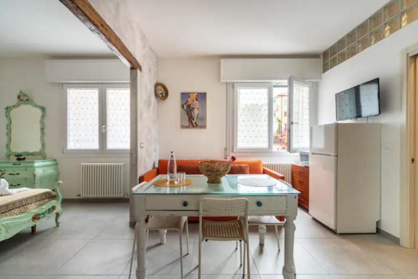 מסטרה Monti Guesthouse מראה חיצוני תמונה