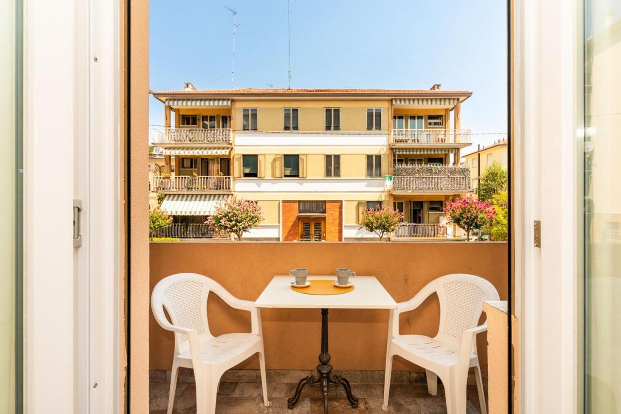 מסטרה Monti Guesthouse מראה חיצוני תמונה