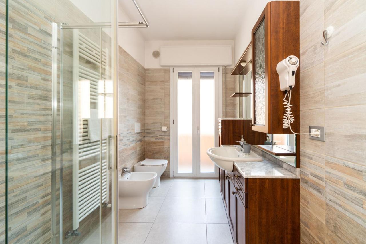 מסטרה Monti Guesthouse מראה חיצוני תמונה