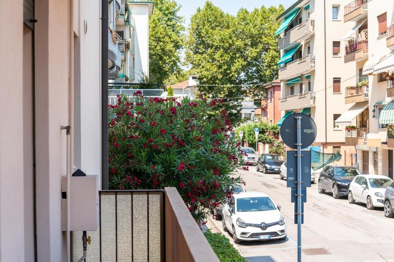 מסטרה Monti Guesthouse חדר תמונה